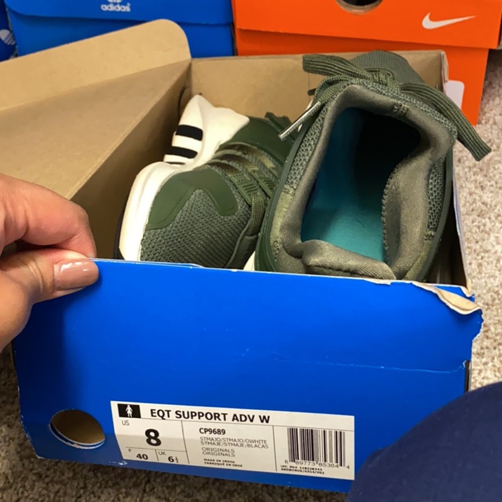 Adidas - Picture 5 of 5